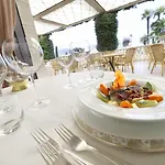 Hotell Grand Bristol 4*