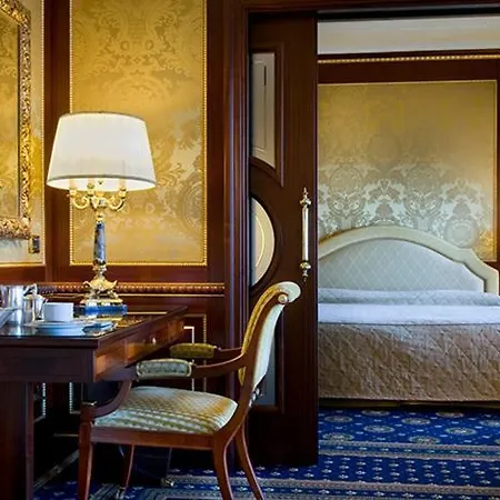 Grand Bristol Hotel 4*